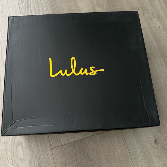 NEW WITH BOX Lulus Over the Knee Boots in Black - Picture 8 of 10